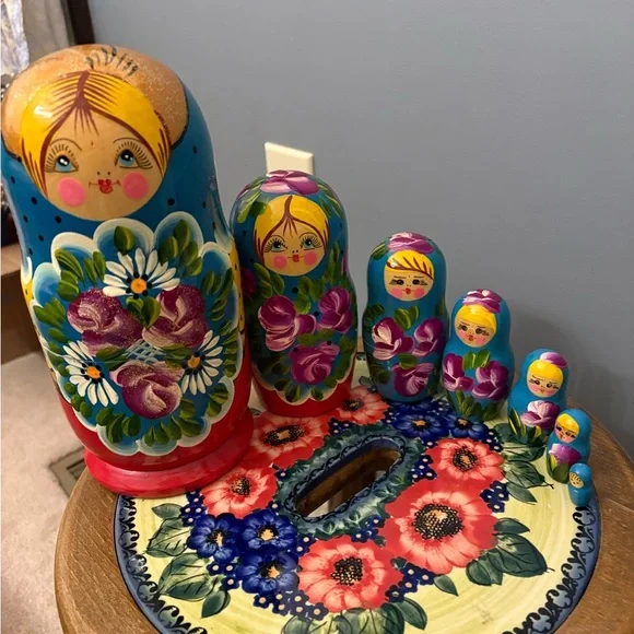 Russian Nesting Dolls Set and Ornaments - Picture 2 of 4